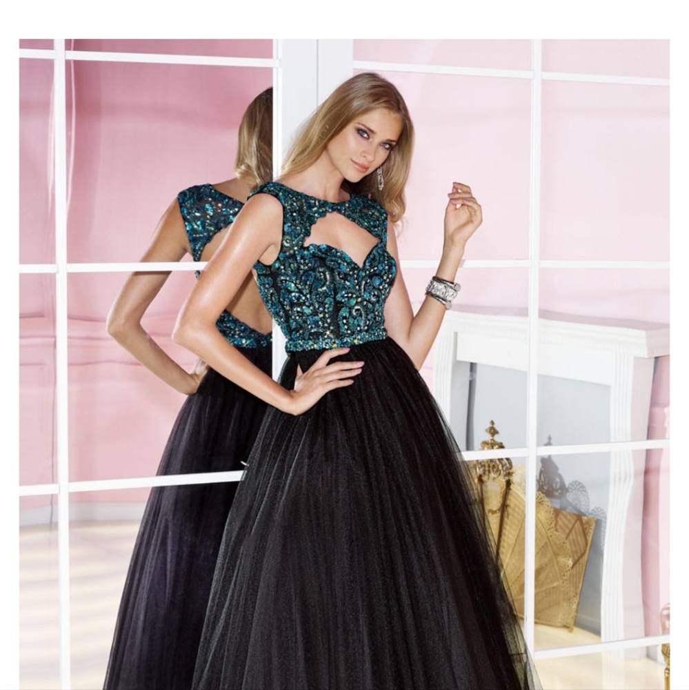 Prom dress